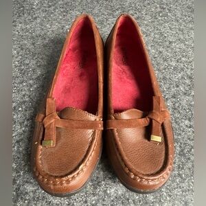 Orthaheel Womens Loafers Mae Brown Faux Leather Slip On Round Toe Flat Heel 6